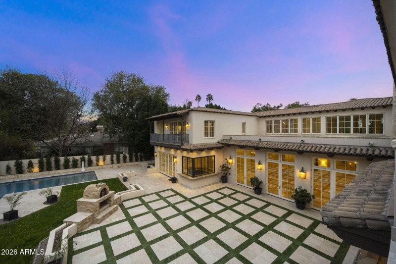 Exeter Blvd Backyard