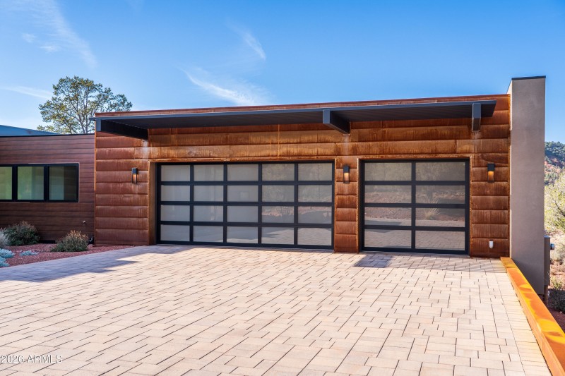 Three Car Garage