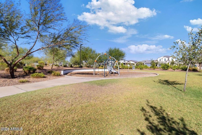 20240919032602021210000000-o