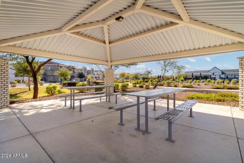 20240919032611475115000000-o