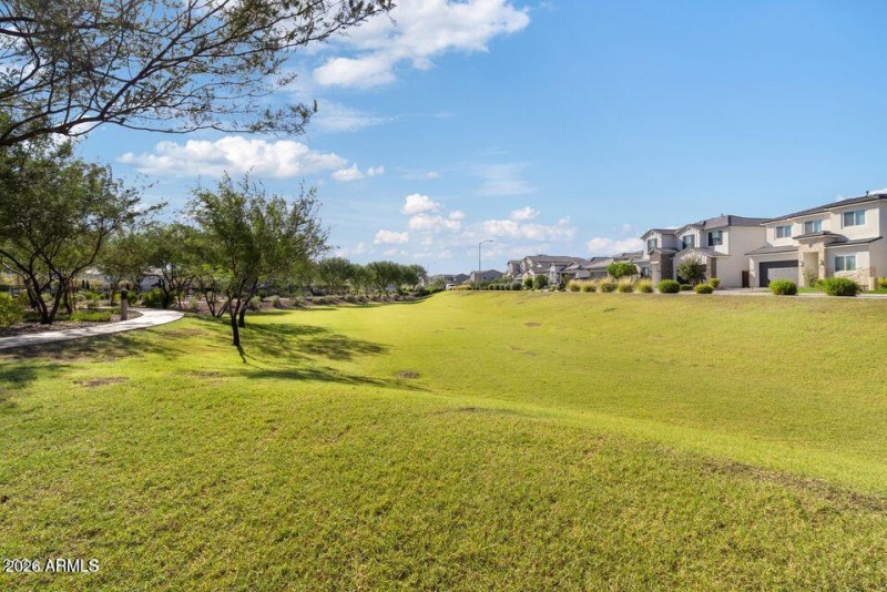 20240919032617694277000000-o