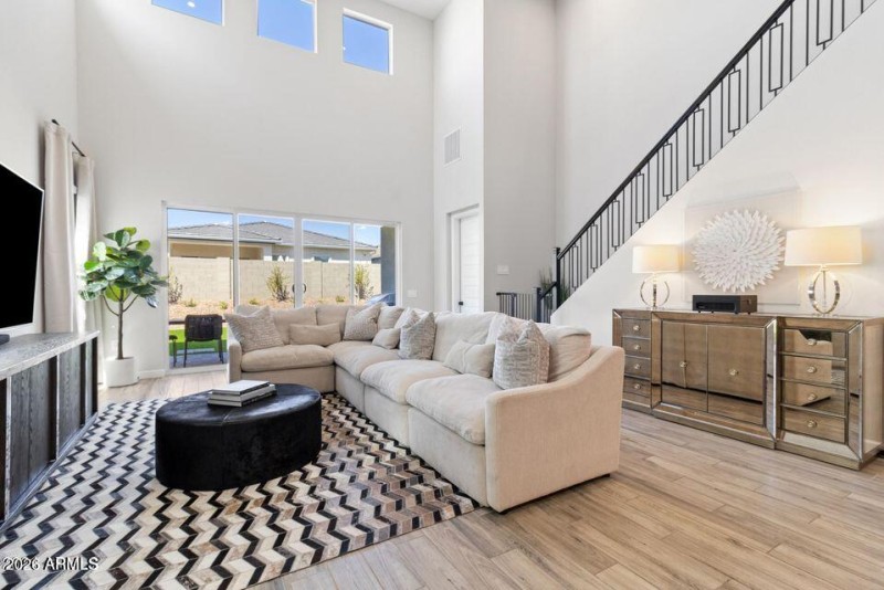 20240919032633967232000000-o