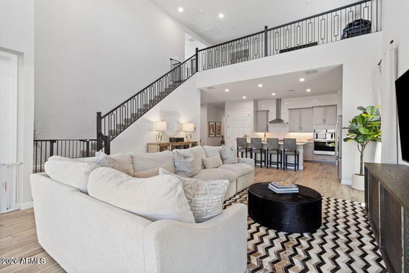 20240919032649992224000000-o