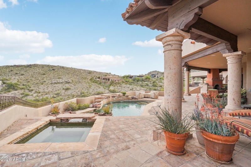 71-web-or-mls-E Desert Willow Dr-S0702-0