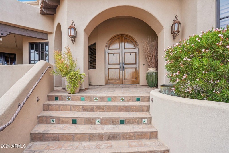 4-web-or-mls-E Desert Willow Dr-S0702-00