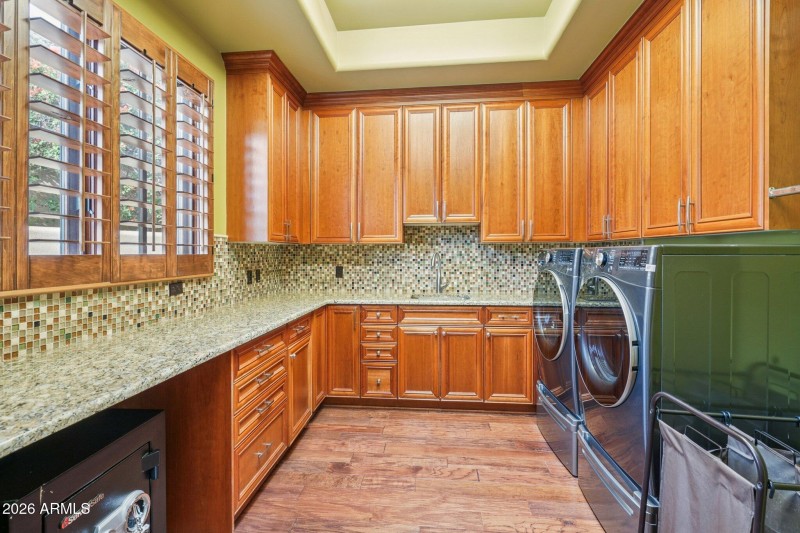 57-web-or-mls-E Desert Willow Dr-S0702-0