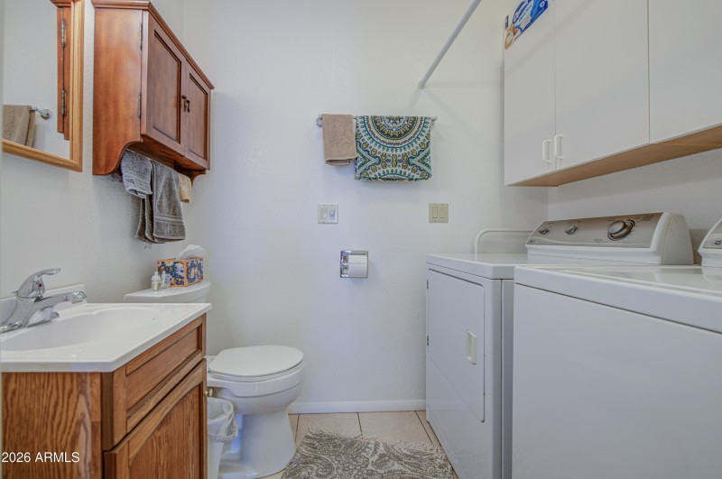 Half Bath-Laundry 1