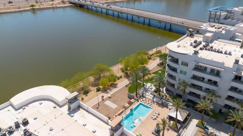 20250406210829449505000000-o