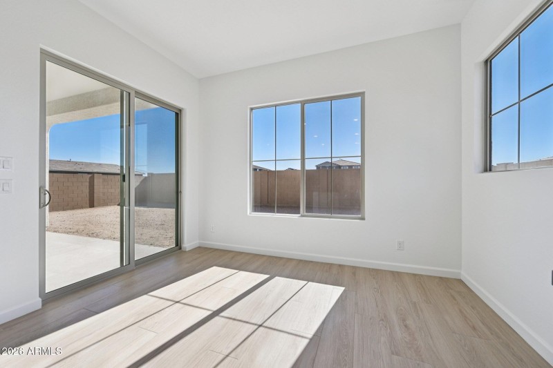 18-web-or-mls-E Saddle Way-S0902-018