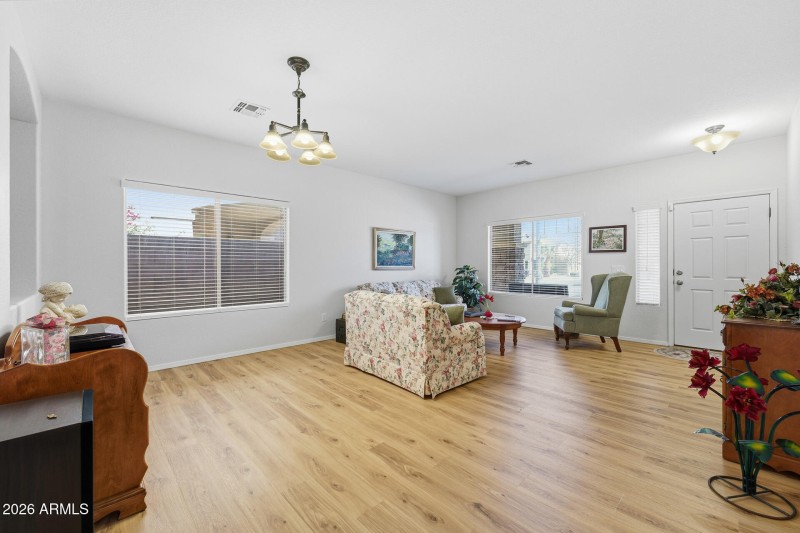 006-living-room