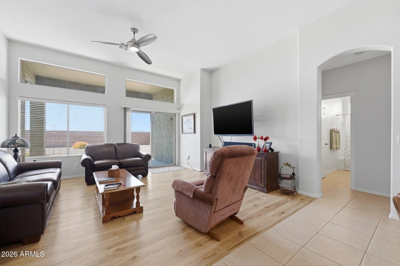 015-family-room