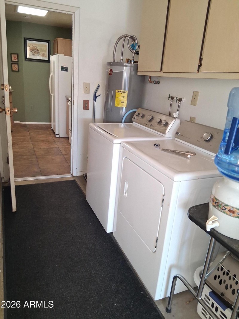 13663 Laundry