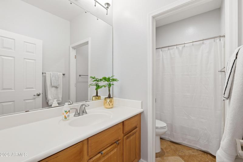 4e downstairs guest bathroom