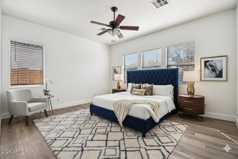 18-web-or-mls-S Roca St-S0702-018-staged