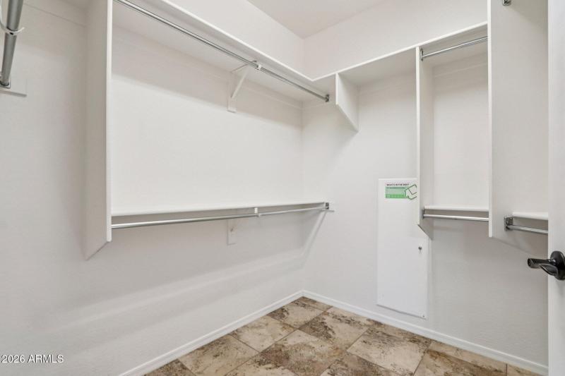 Lots of space-walk-in closet