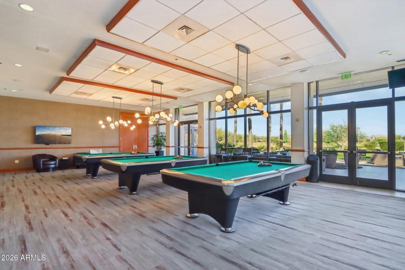 Shoot a game of pool - Kiva