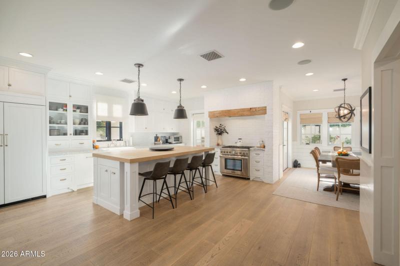 Open Kitchen