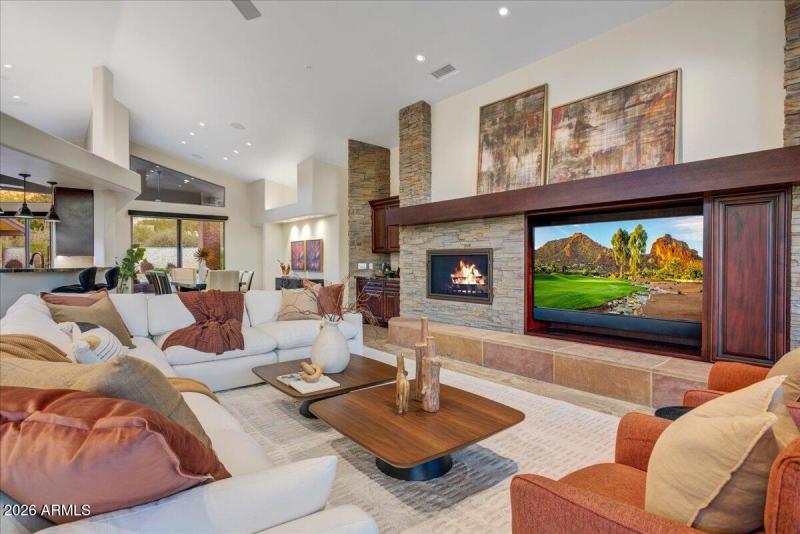 17-Living Room