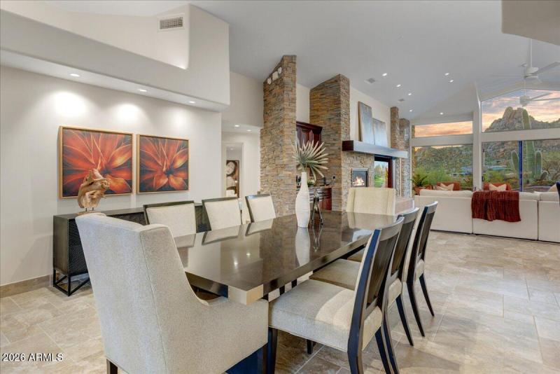 21-Dining Room View