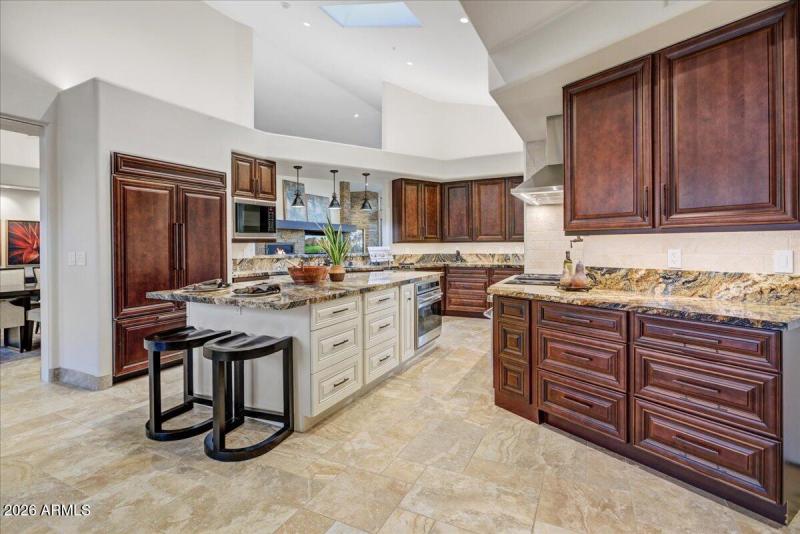 23-Kitchen