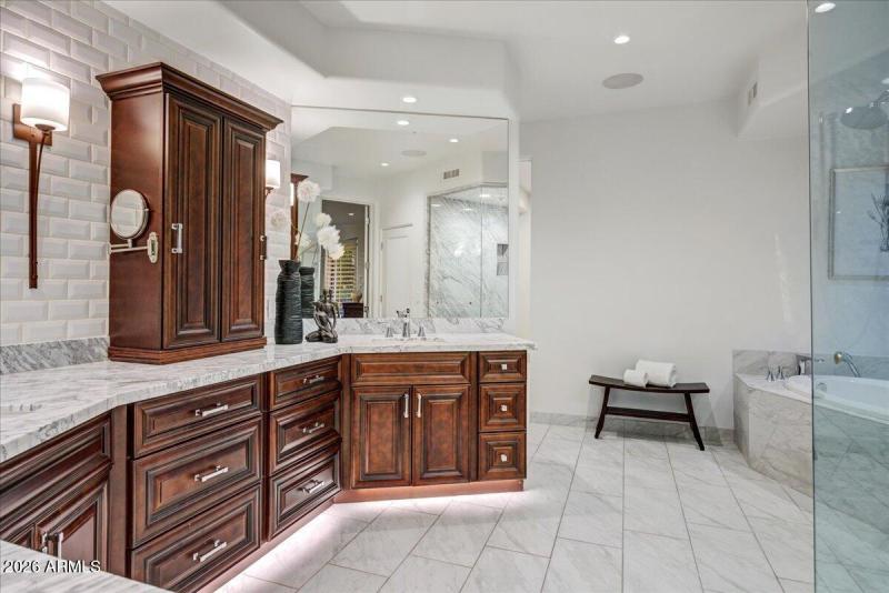 29-Primary Bathroom