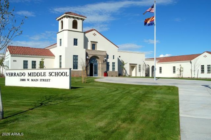 Nearby Verrado Middle School