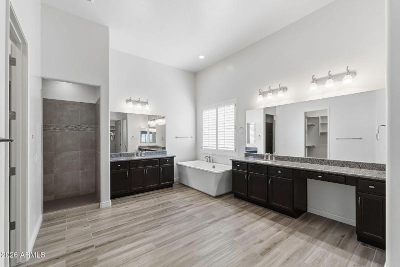 026___3856 E Fairfield St