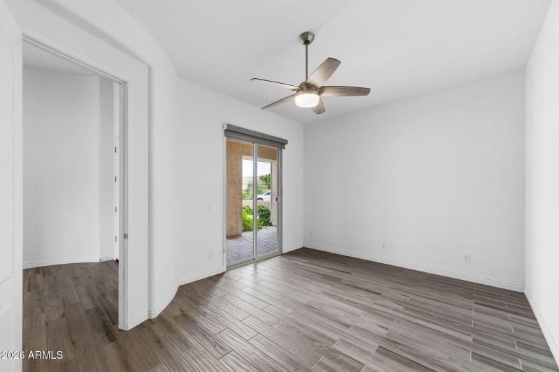 037___3856 E Fairfield St