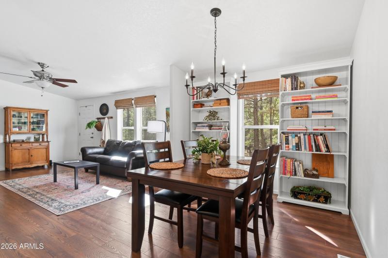 Dining area 2