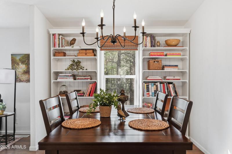 Dining area 2
