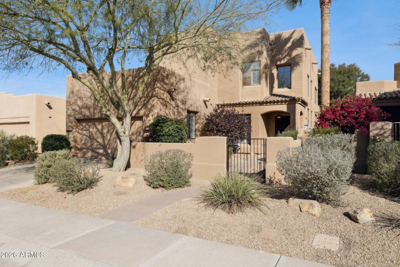 4-web-or-mls-8364-e-las-estancias-st