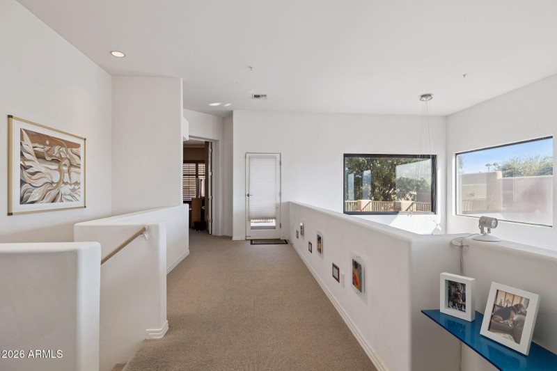 23-web-or-mls-8364-e-las-estancias-st