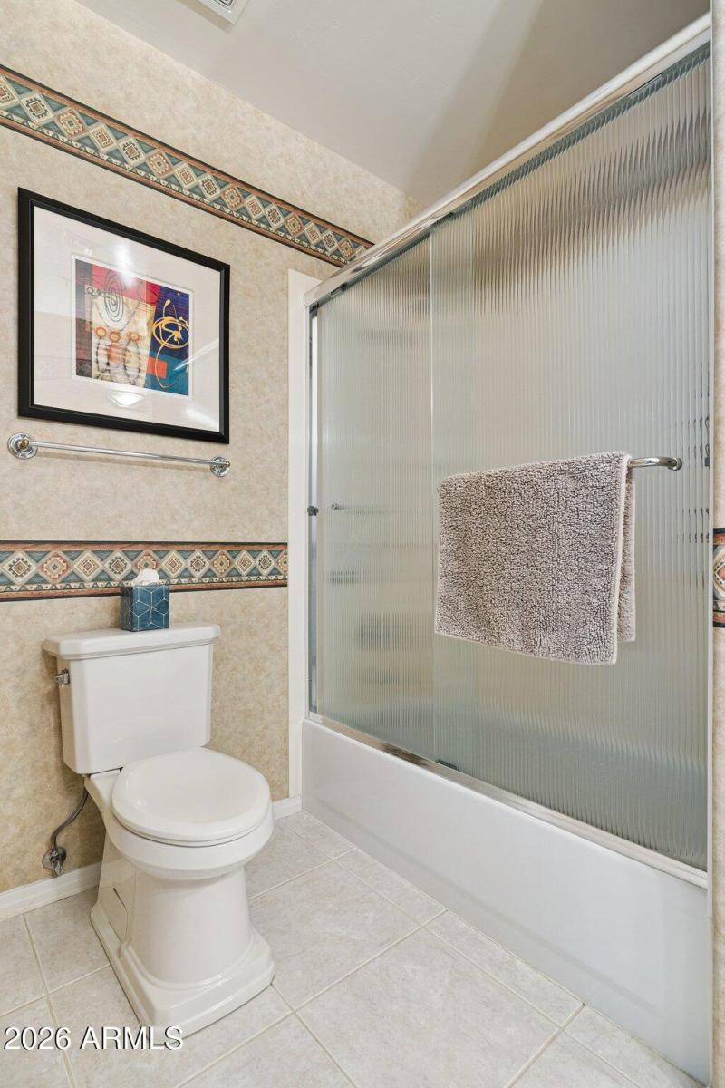 37-web-or-mls-8364-e-las-estancias-st