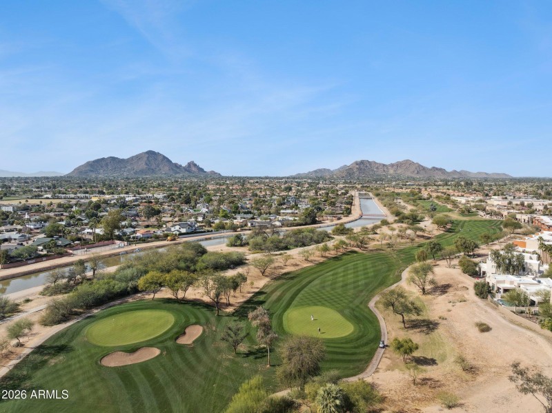 50-web-or-mls-8364-e-las-estancias-st