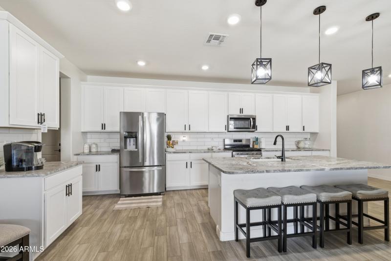 17168_W_Running_Deer_12