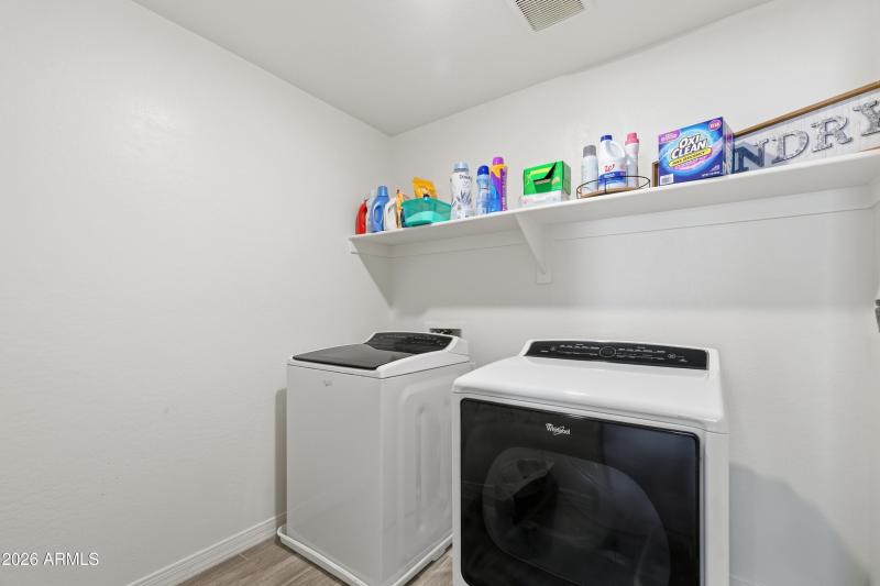 17168_W_Running_Deer_27