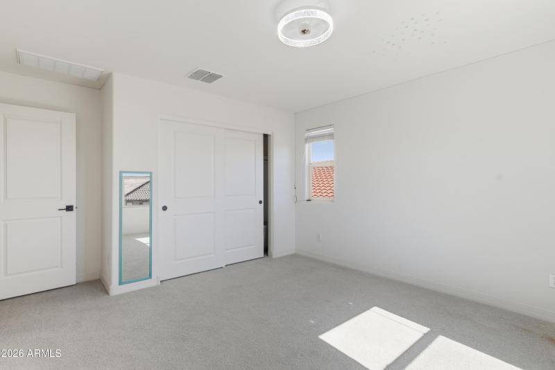 17168_W_Running_Deer_31