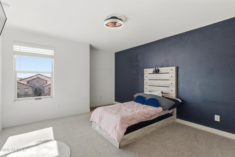 17168_W_Running_Deer_32