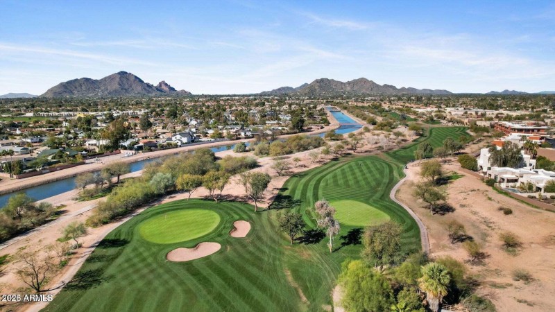 Silverado GC & Los Abrigados community