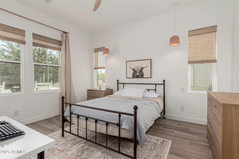 35 - Montpelier 17546