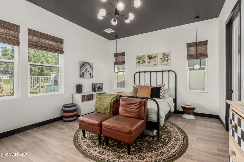 37 - Montpelier 17546