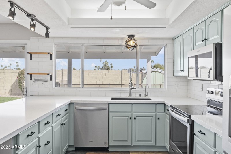 3630 E Marmora St Phoenix - 284