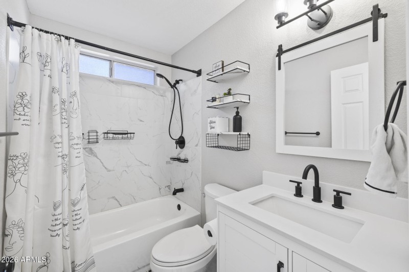 3630 E Marmora St Phoenix - 328