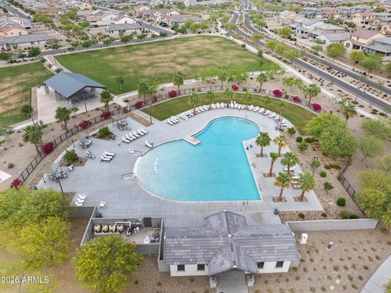 39-web-or-mls-5835-n-88th-ln