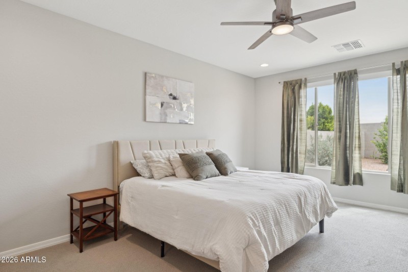 13-web-or-mls-5835-n-88th-ln