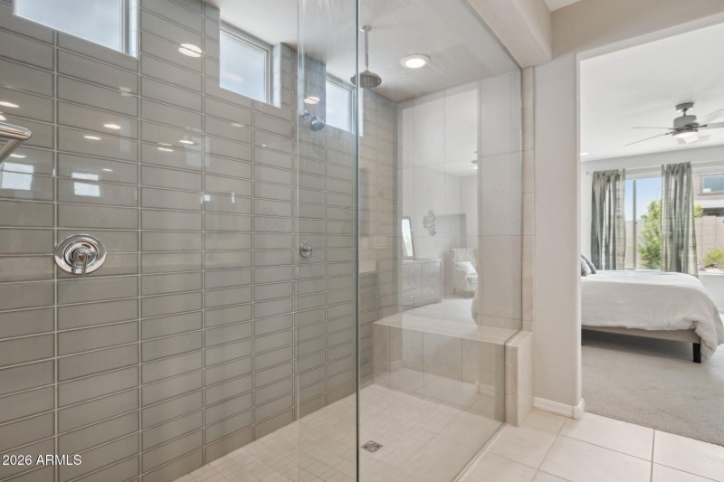 18-web-or-mls-5835-n-88th-ln