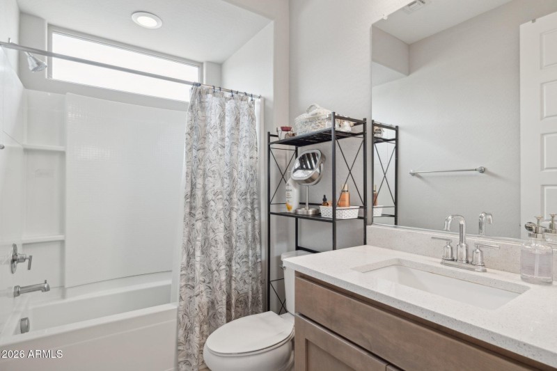 25-web-or-mls-5835-n-88th-ln