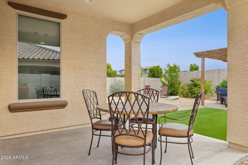 31-web-or-mls-5835-n-88th-ln