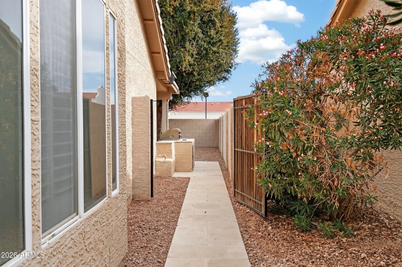 24939 S Lakewood Drive