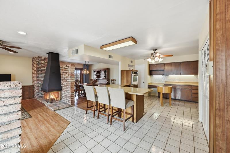 08_v1s_4841_with_fire